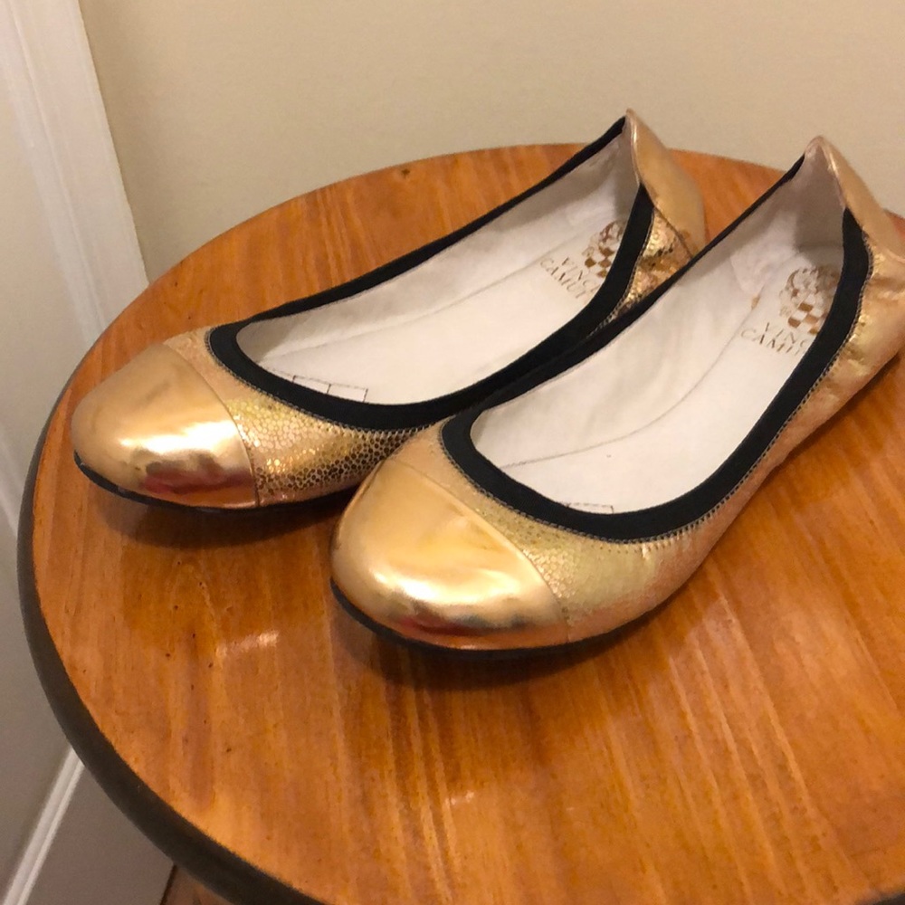 Vince Camuto ballet flats
